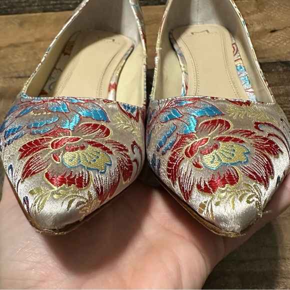 Marc Fisher Zala Floral Pump - Picture 6 of 8